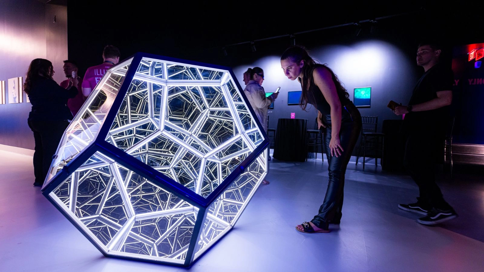 installations featured image exhibits list moi houston 1600×900